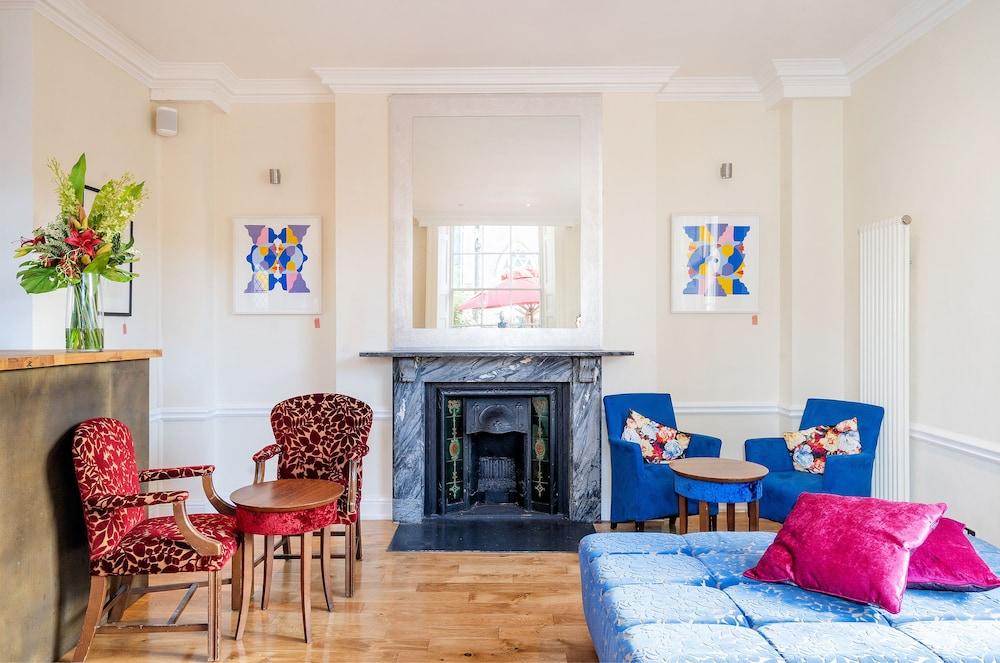 The Clifton Отель 3*