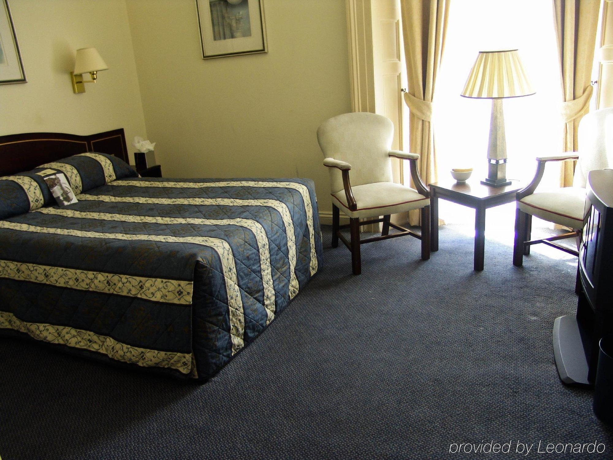 The Clifton 3* Bristol
