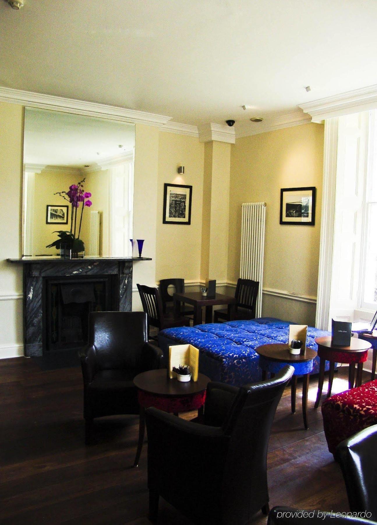 The Clifton 3*